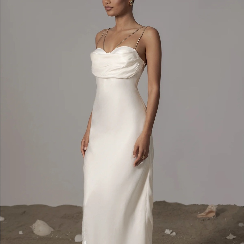 JLUXLABEL WHITE IRIDESCENT VISIONS OF YOU DRESS